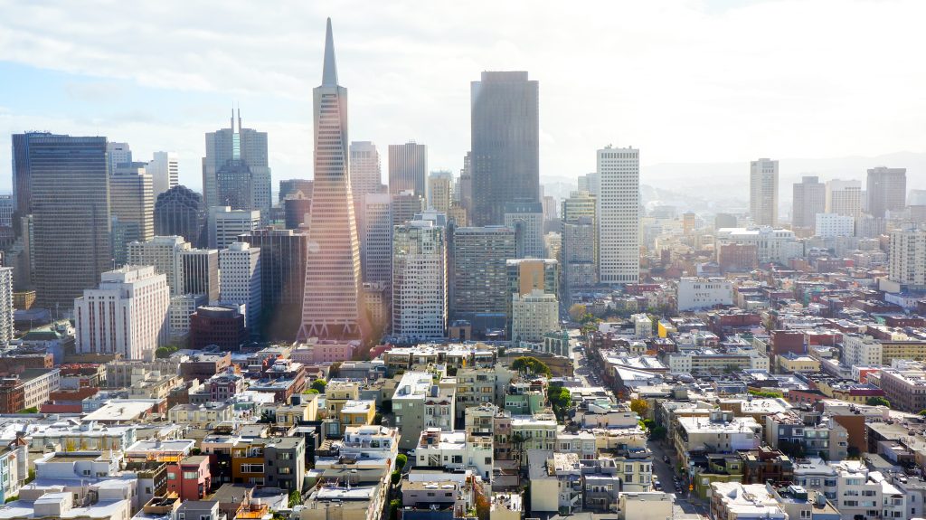 San Francisco skyline. Photo by Lili Popper on Unsplash